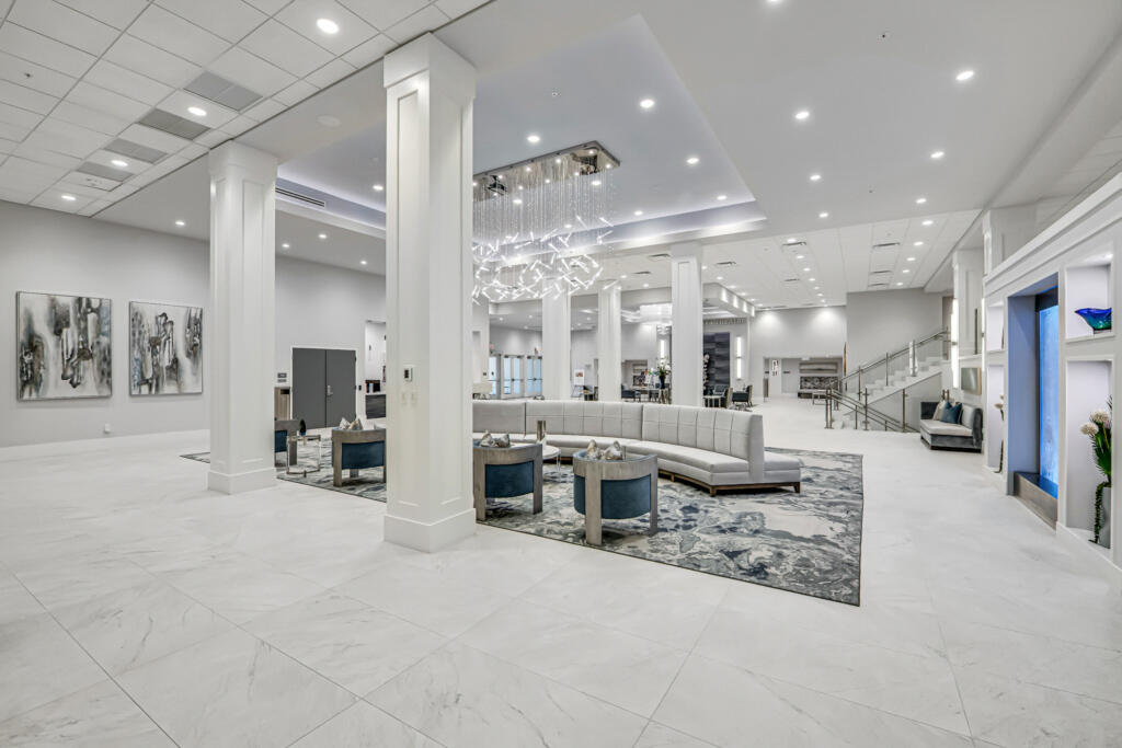 Huntington Pointe - Residential