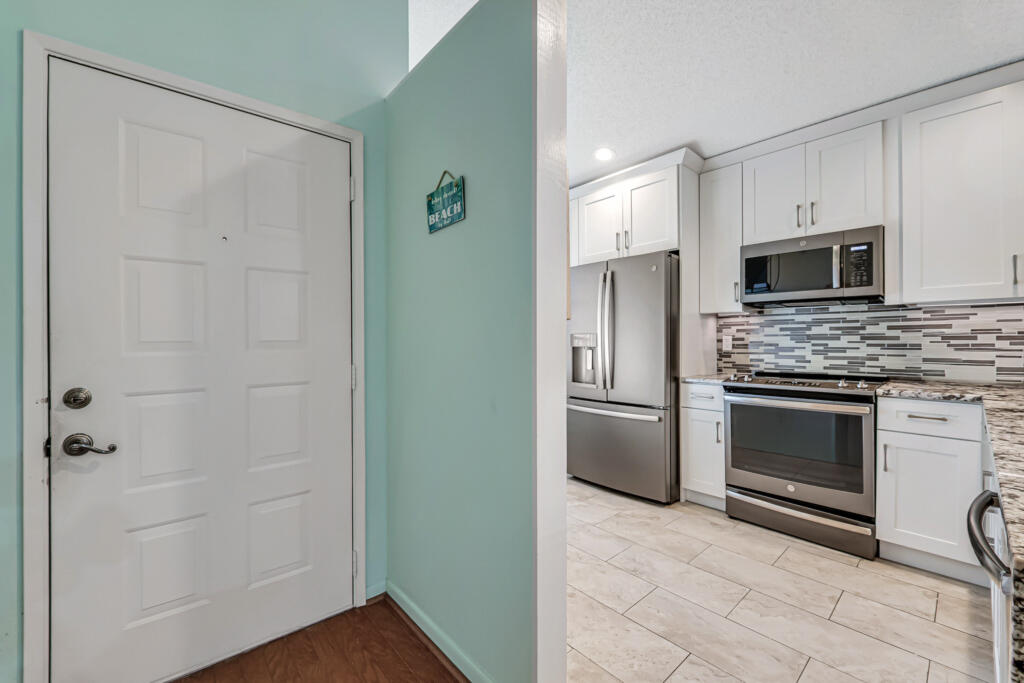 Huntington Pointe - Residential