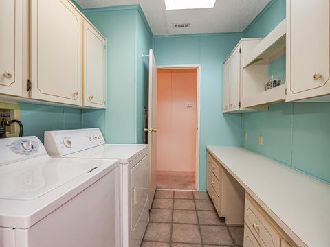 A home in Barefoot Bay