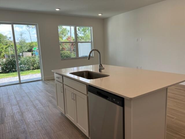 NEW AVONLEA 1ST - Residential