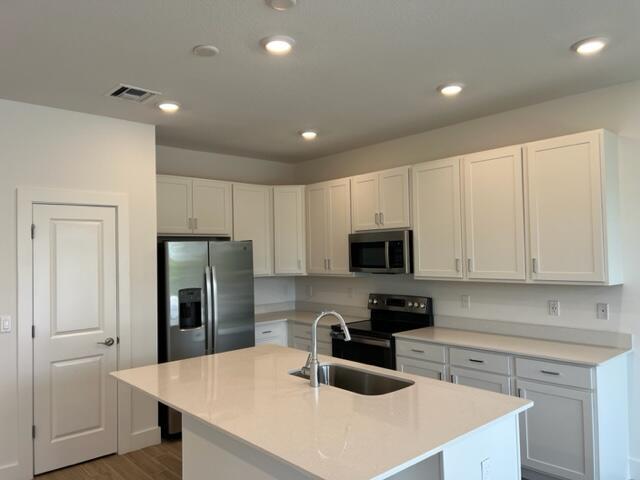 NEW AVONLEA 1ST - Residential