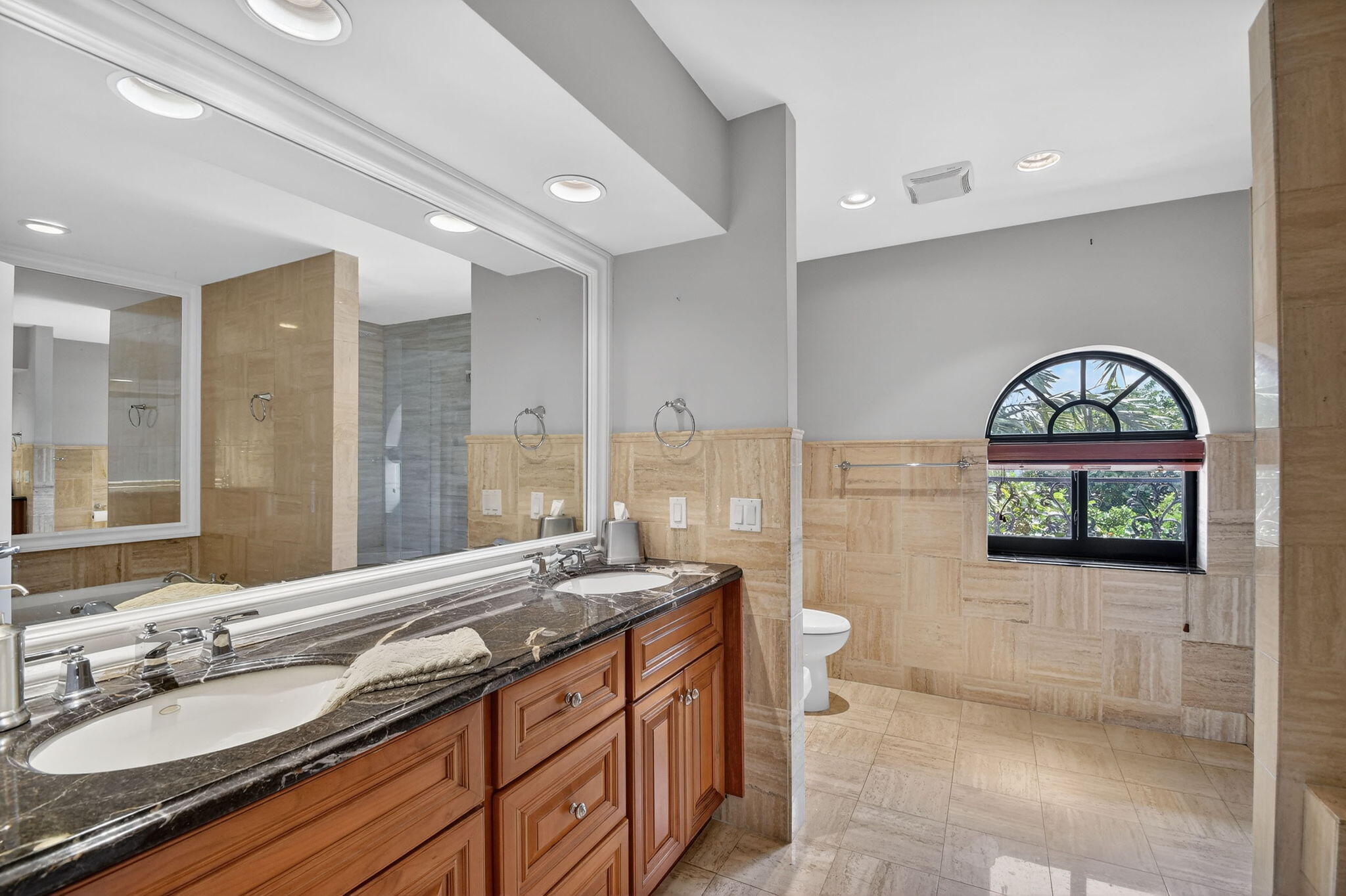 OCEAN RIDGE YACHT CLUB - Residential