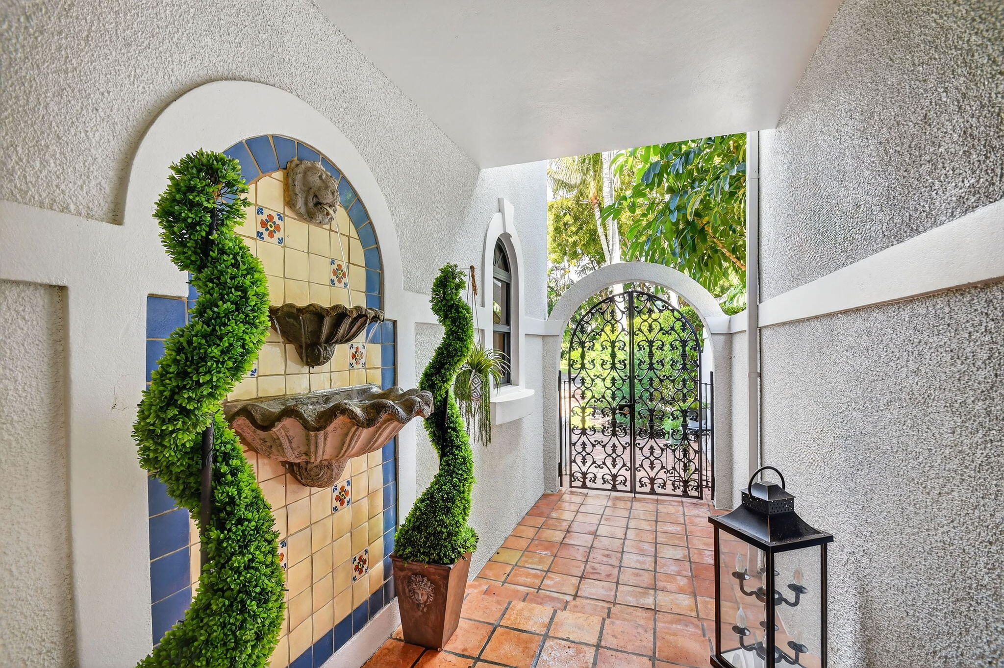 5586 N Ocean Boulevard 35g