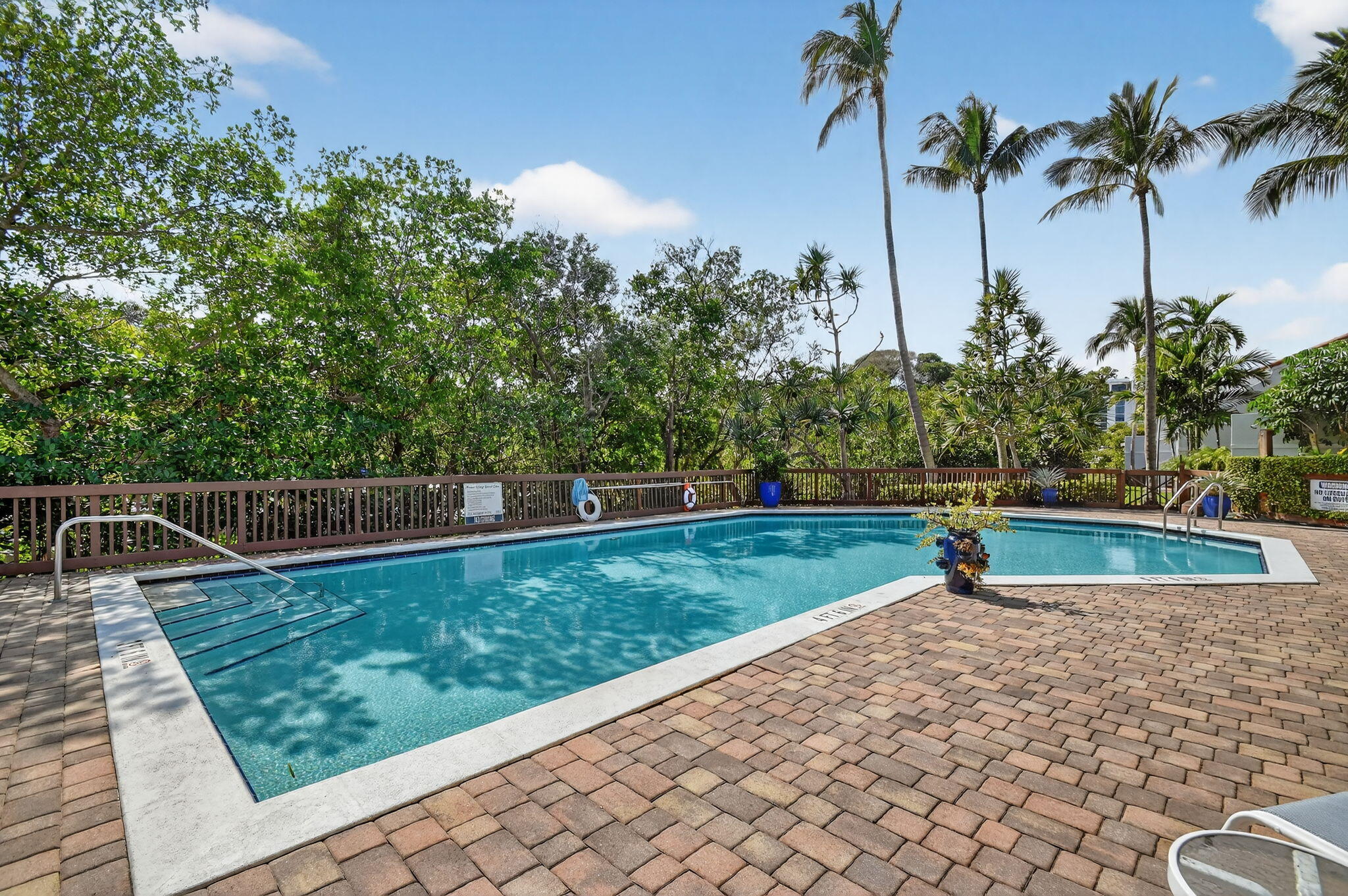 OCEAN RIDGE YACHT CLUB - Residential