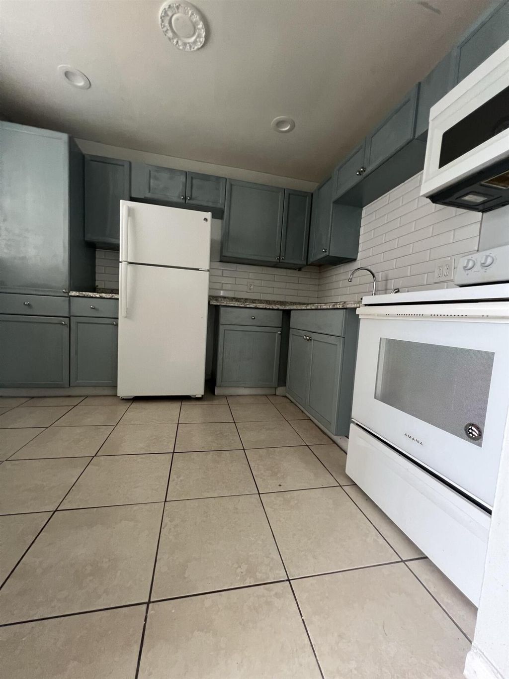 Photo of 3206 Louisiana Avenue #8, Fort Pierce, FL 34950 (MLS # R11010913)