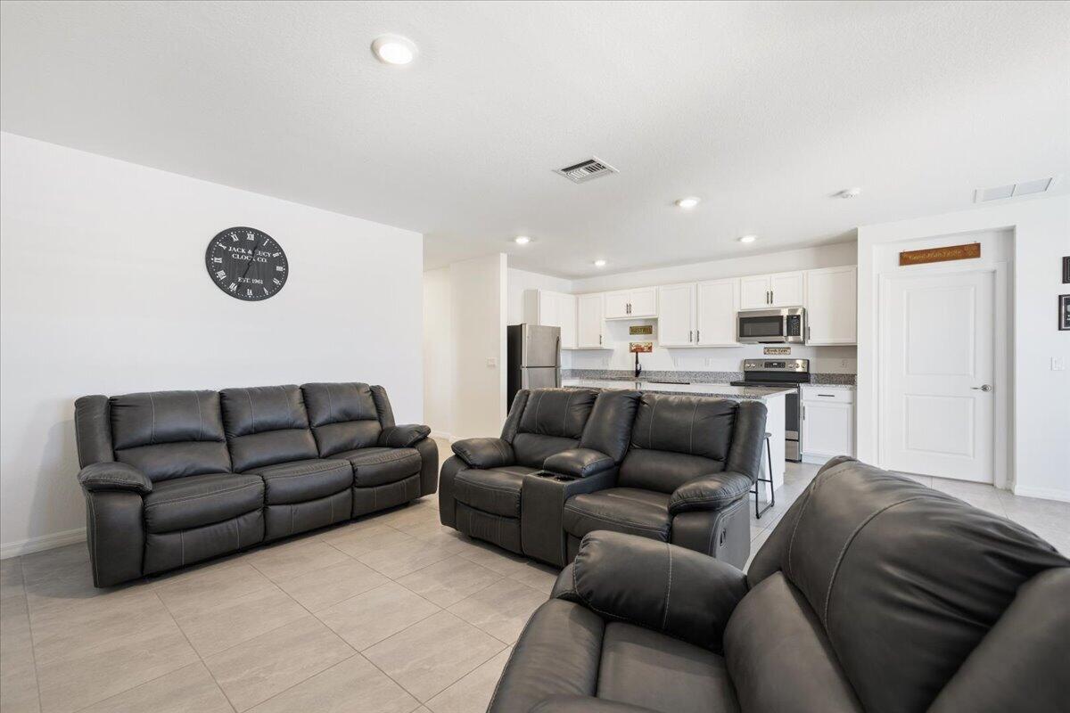 WATERSTONE PHASE ONE - Residential