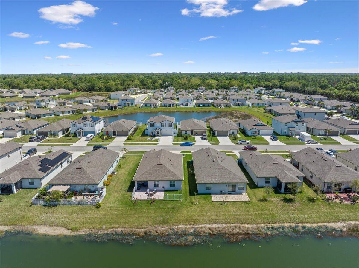 WATERSTONE PHASE ONE - Residential