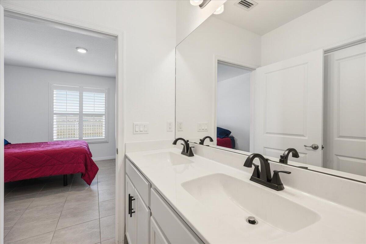 WATERSTONE PHASE ONE - Residential