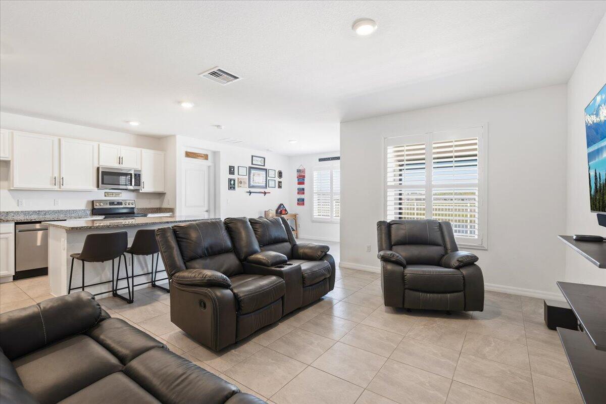 WATERSTONE PHASE ONE - Residential