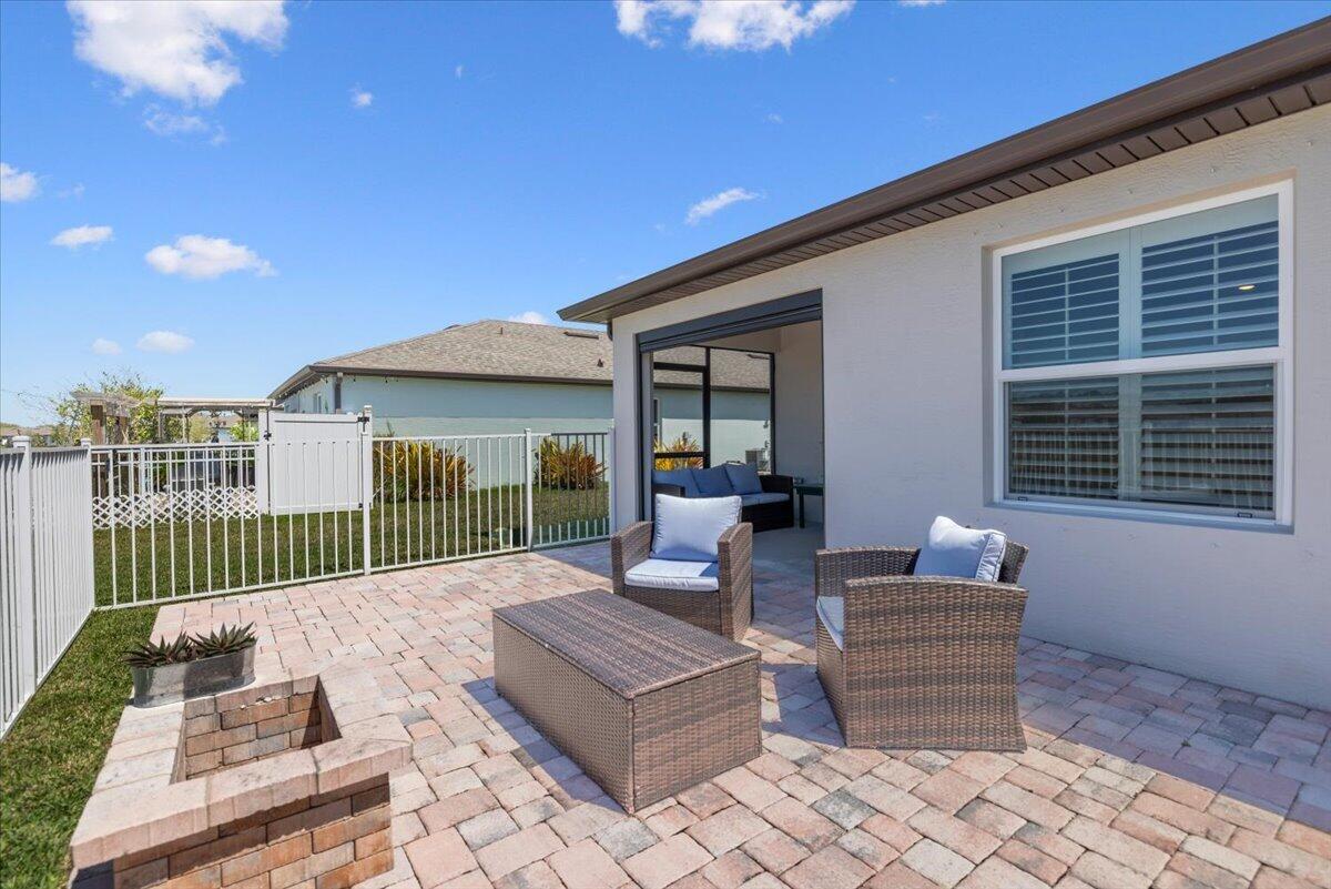 WATERSTONE PHASE ONE - Residential