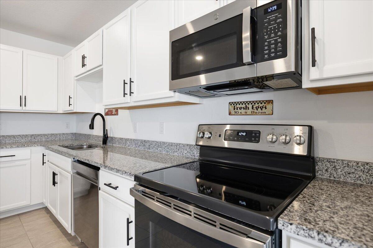 WATERSTONE PHASE ONE - Residential