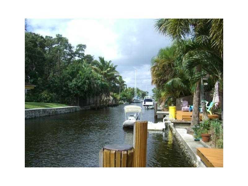 MRS E F MARSHALLS - Residential Lease