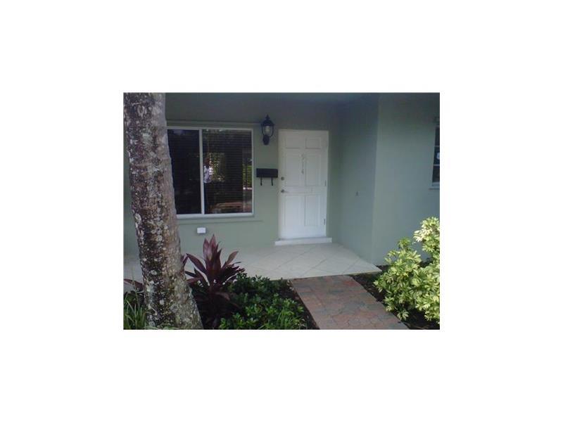 MRS E F MARSHALLS - Residential Lease