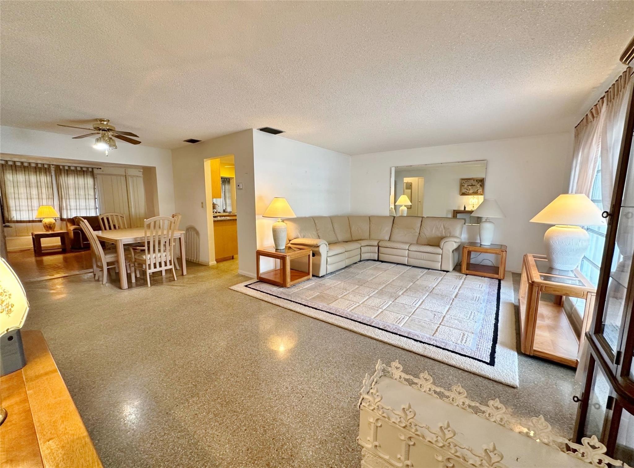 Sunrise Golf Village Firs - Residential