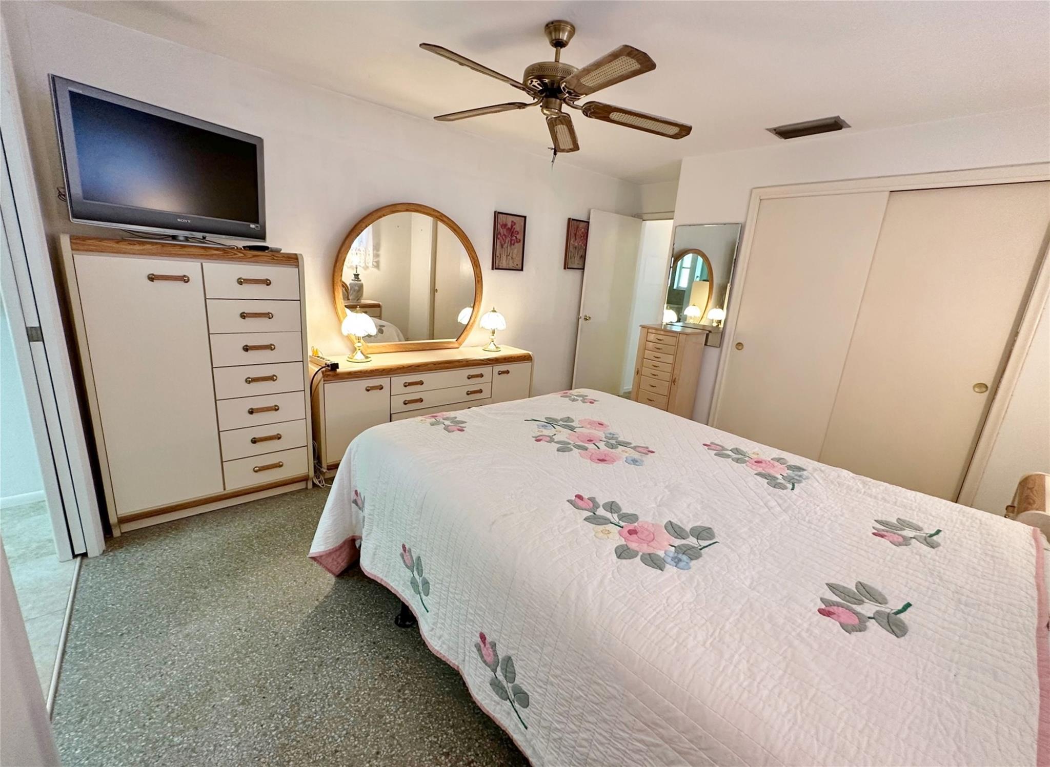 Sunrise Golf Village Firs - Residential