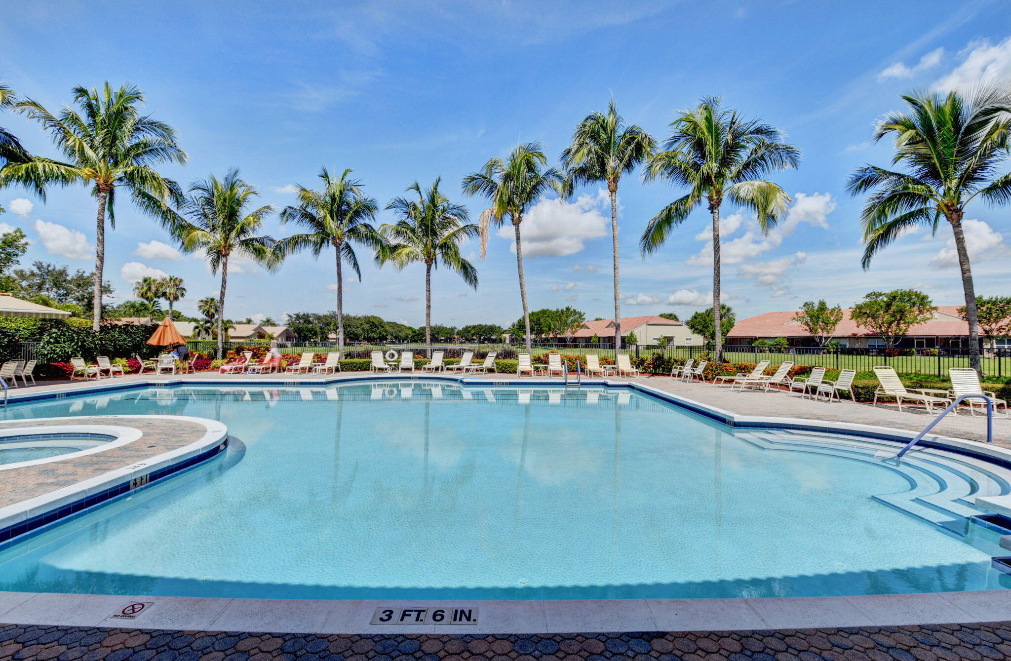 TUSCANY BAY - Residential