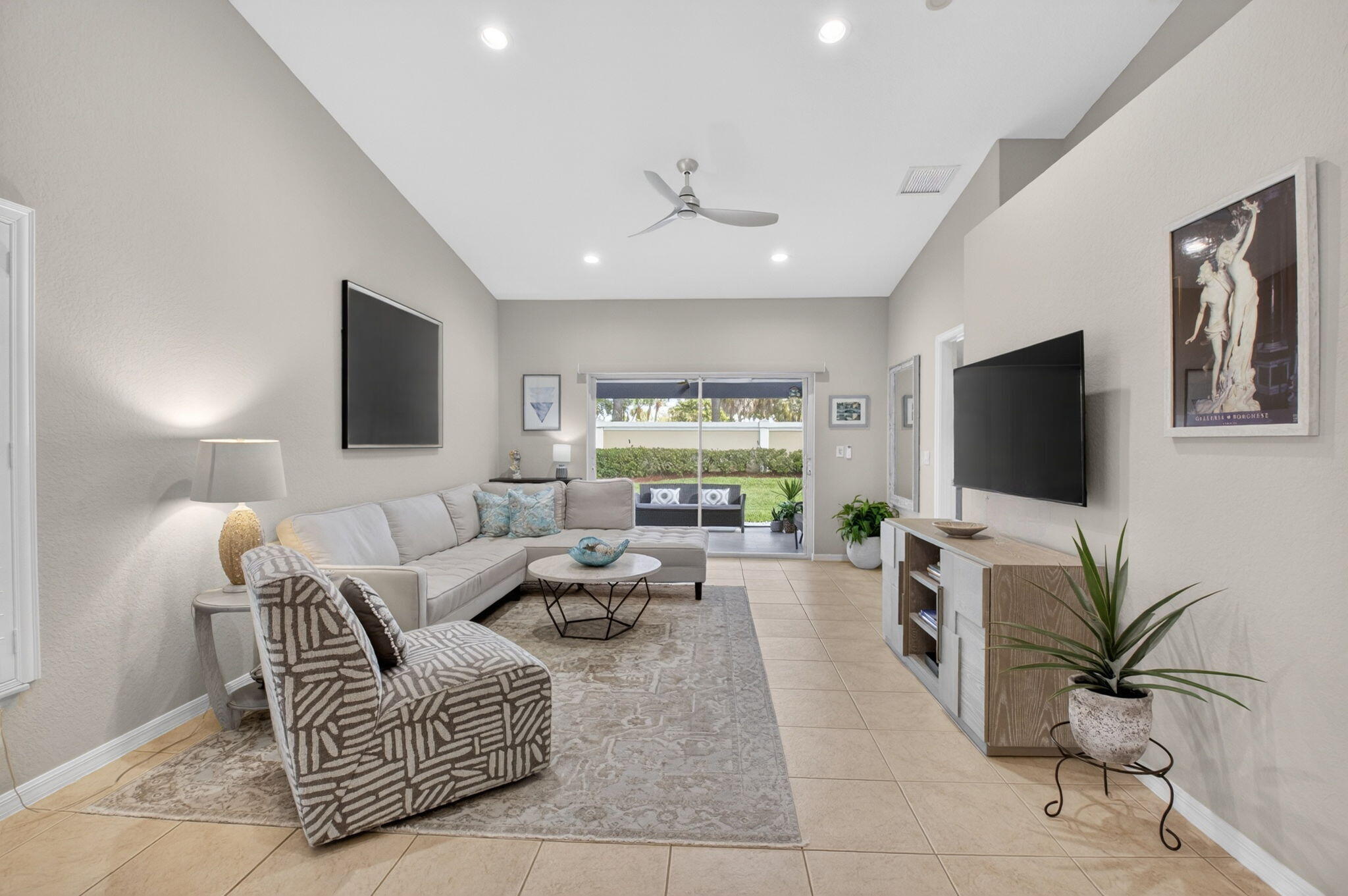 TUSCANY BAY - Residential