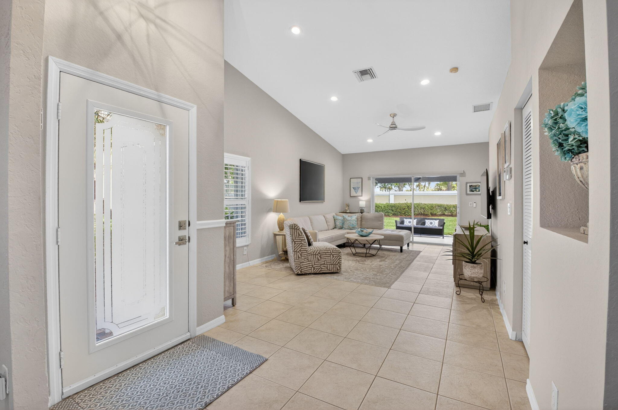 TUSCANY BAY - Residential