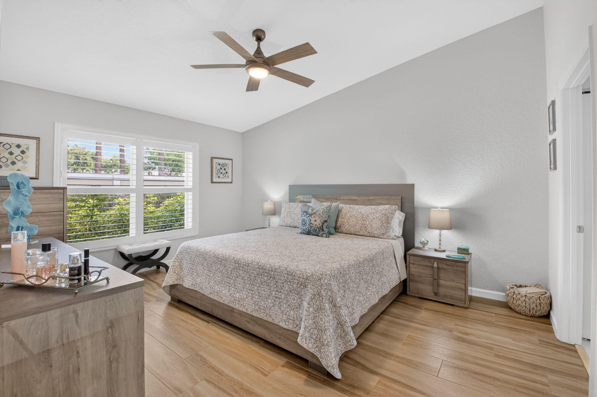 TUSCANY BAY - Residential