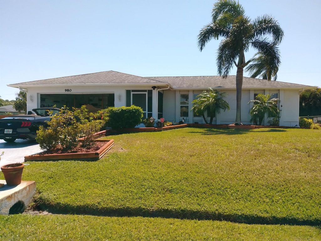Photo of 980 SE Breakwater Avenue, Port Saint Lucie, FL 34983 (MLS # R10953905)