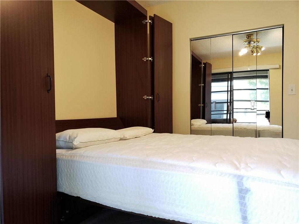 BELFORT @ KINGS POINT - Residential