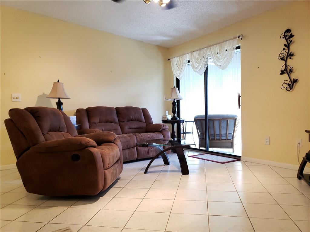 BELFORT @ KINGS POINT - Residential