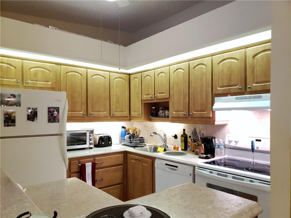 BELFORT @ KINGS POINT - Residential