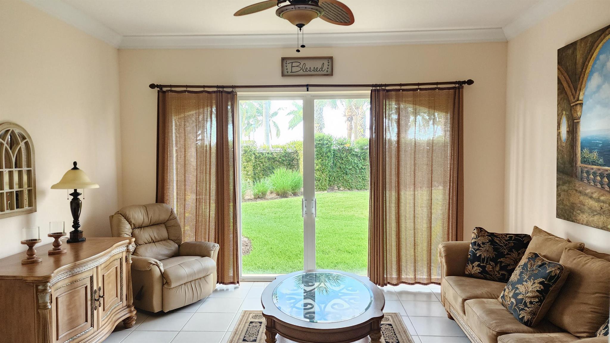 HARBOUR ISLE AT HUTCHINSO - Residential Lease