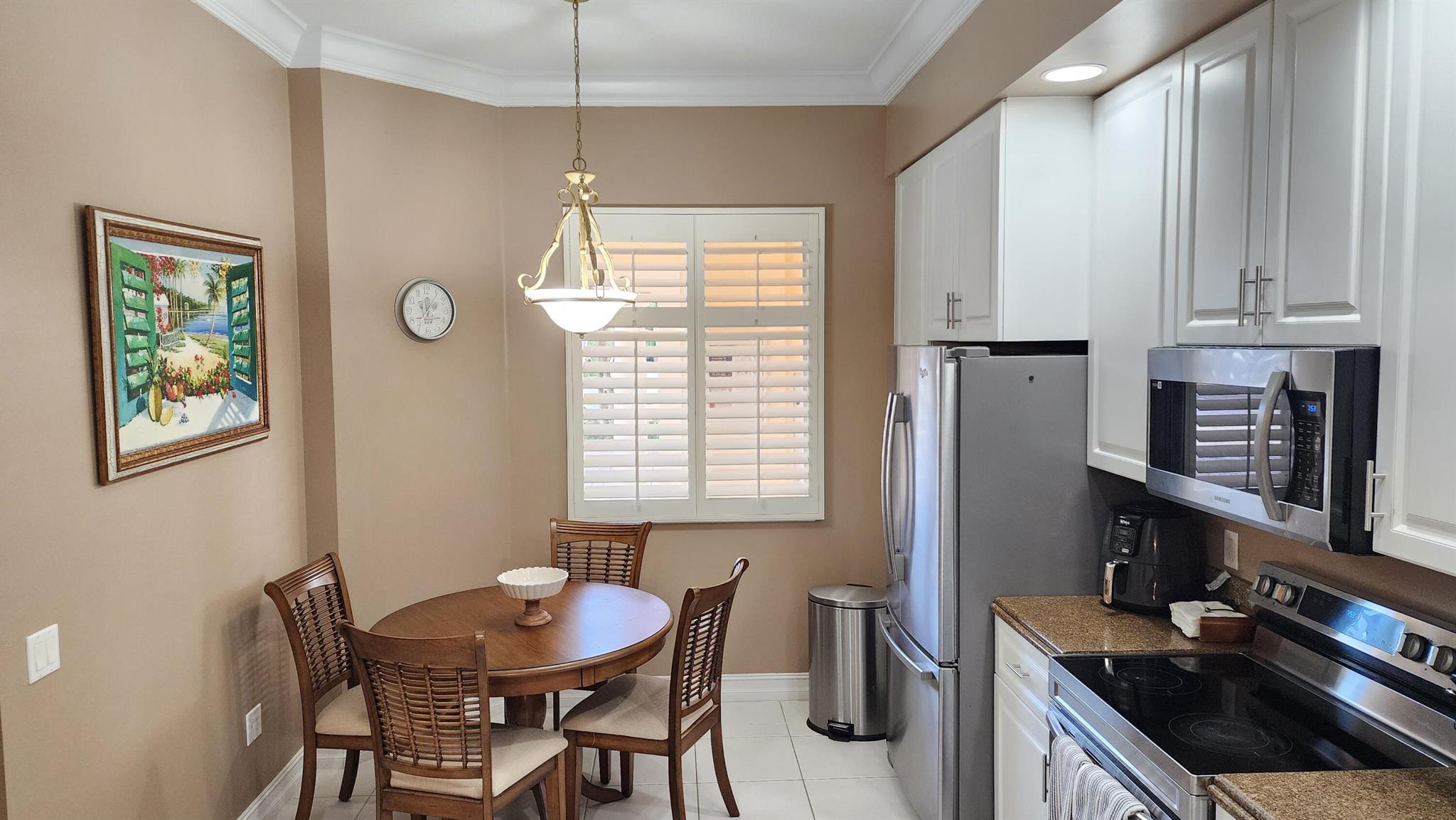 HARBOUR ISLE AT HUTCHINSO - Residential Lease