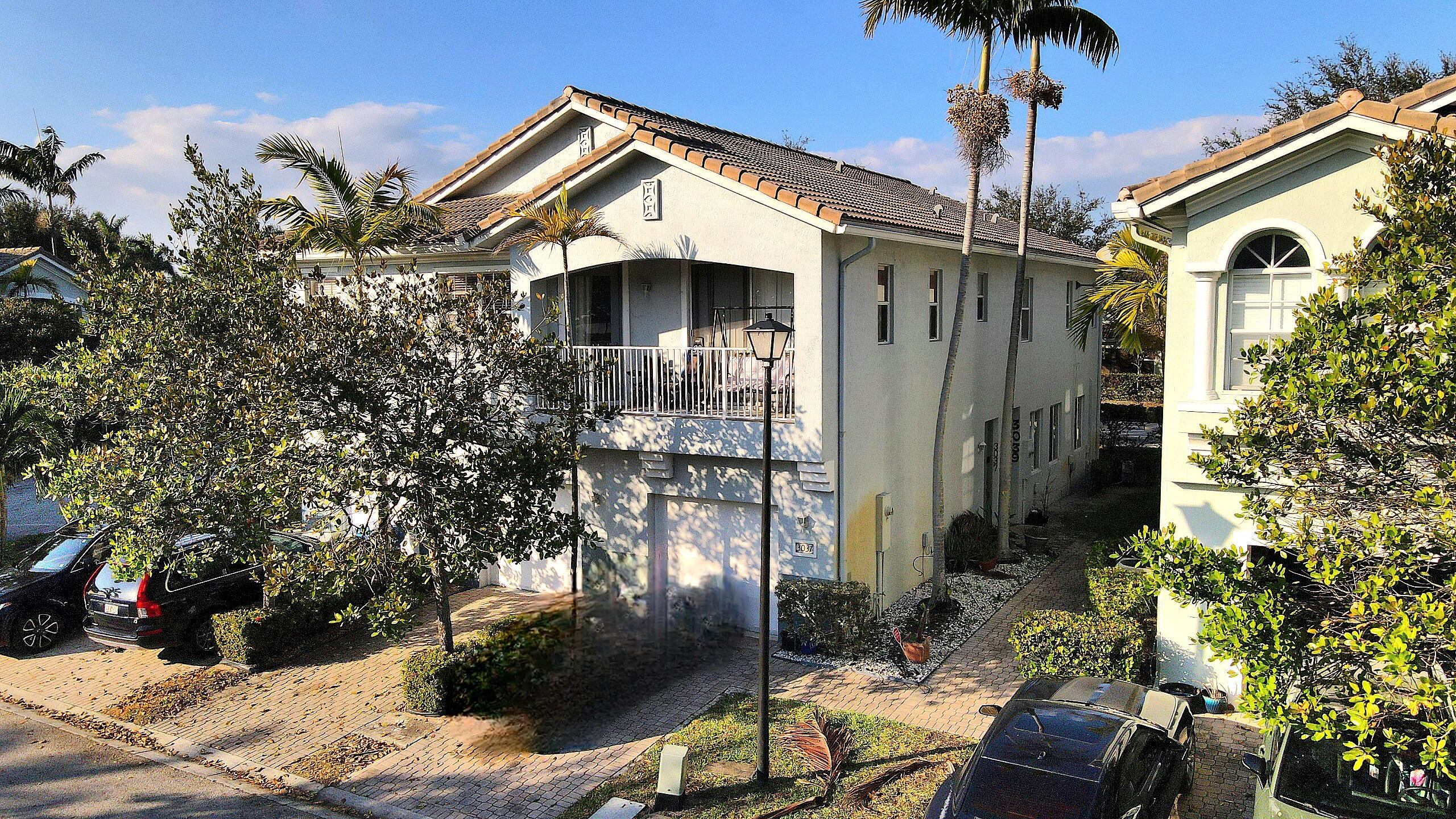 3037 Laurel Ridge Circle