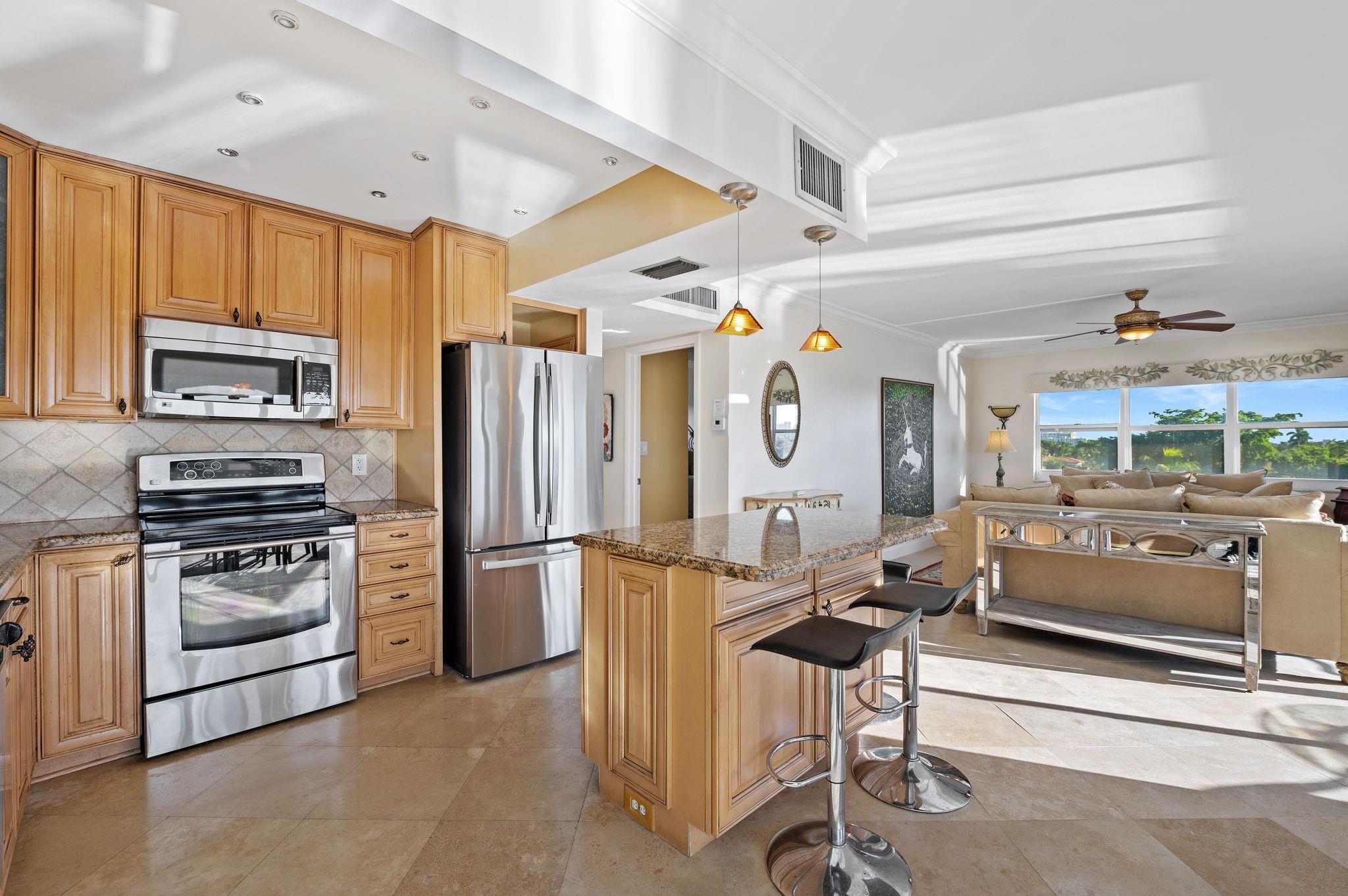 1839 Middle River Dr 503