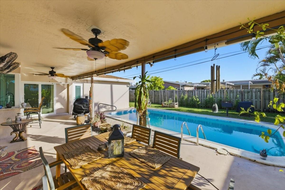 SUNRISE GOLF VILLAGE SEC - Residential