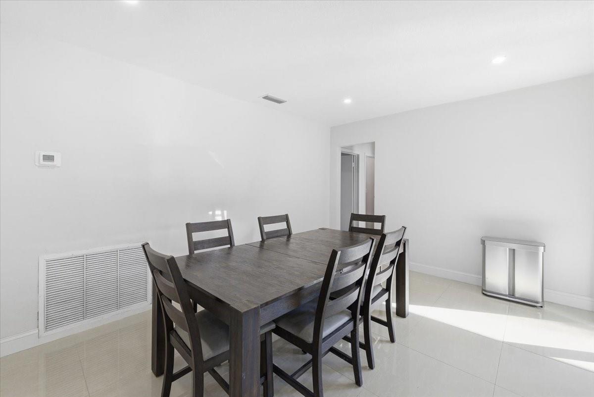 SUNRISE GOLF VILLAGE SEC - Residential