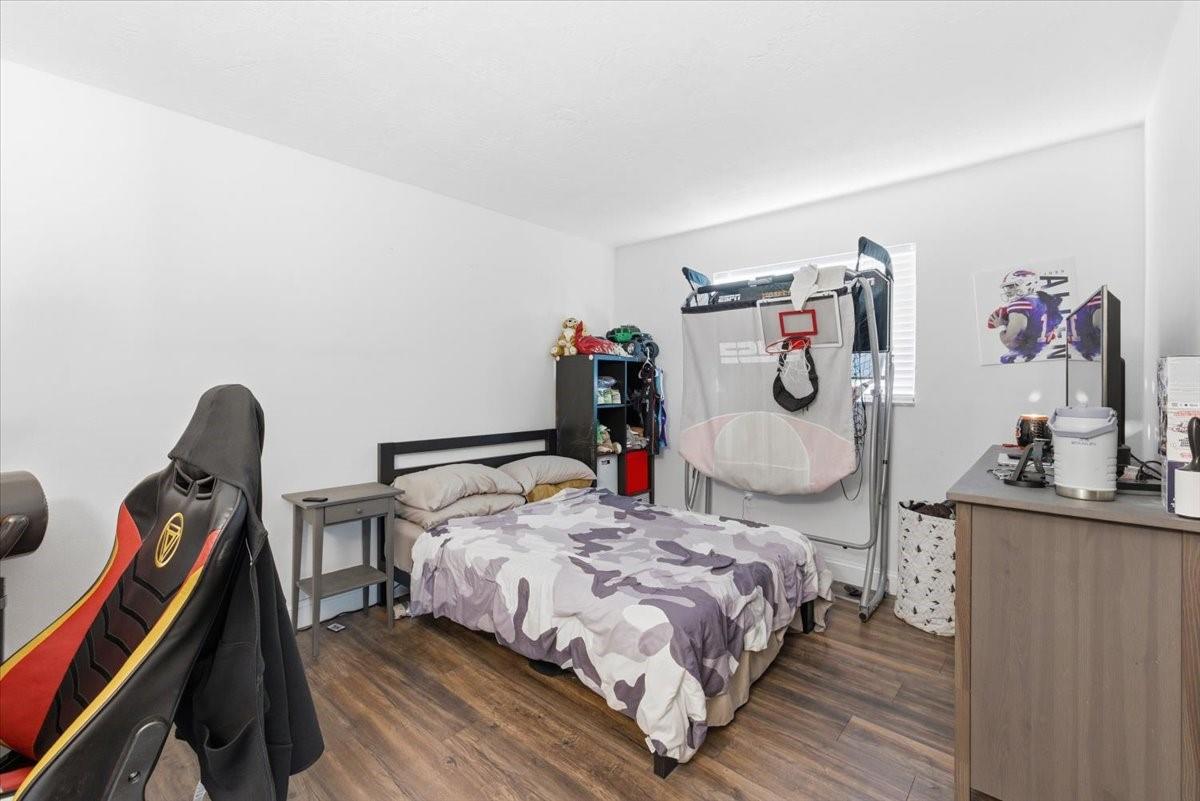 SUNRISE GOLF VILLAGE SEC - Residential