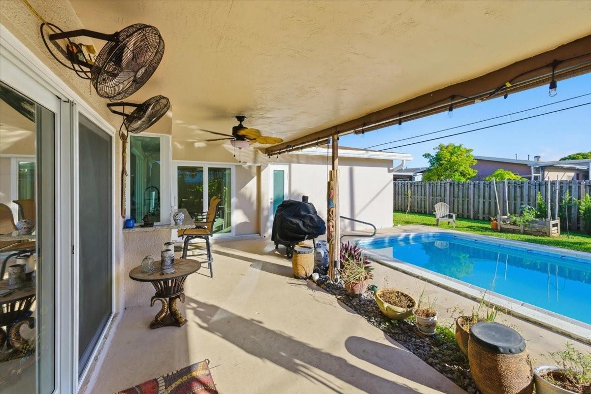 SUNRISE GOLF VILLAGE SEC - Residential