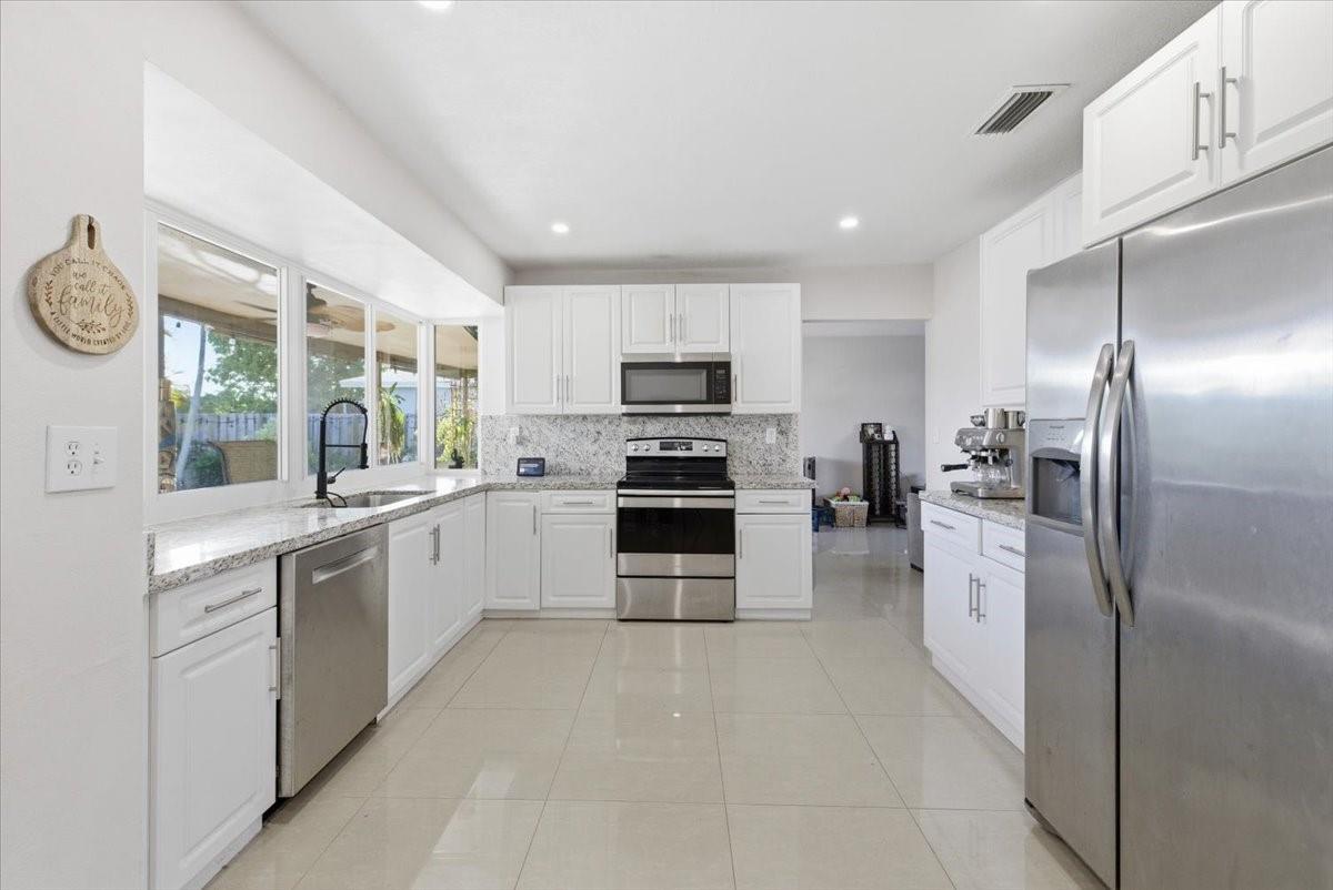 SUNRISE GOLF VILLAGE SEC - Residential