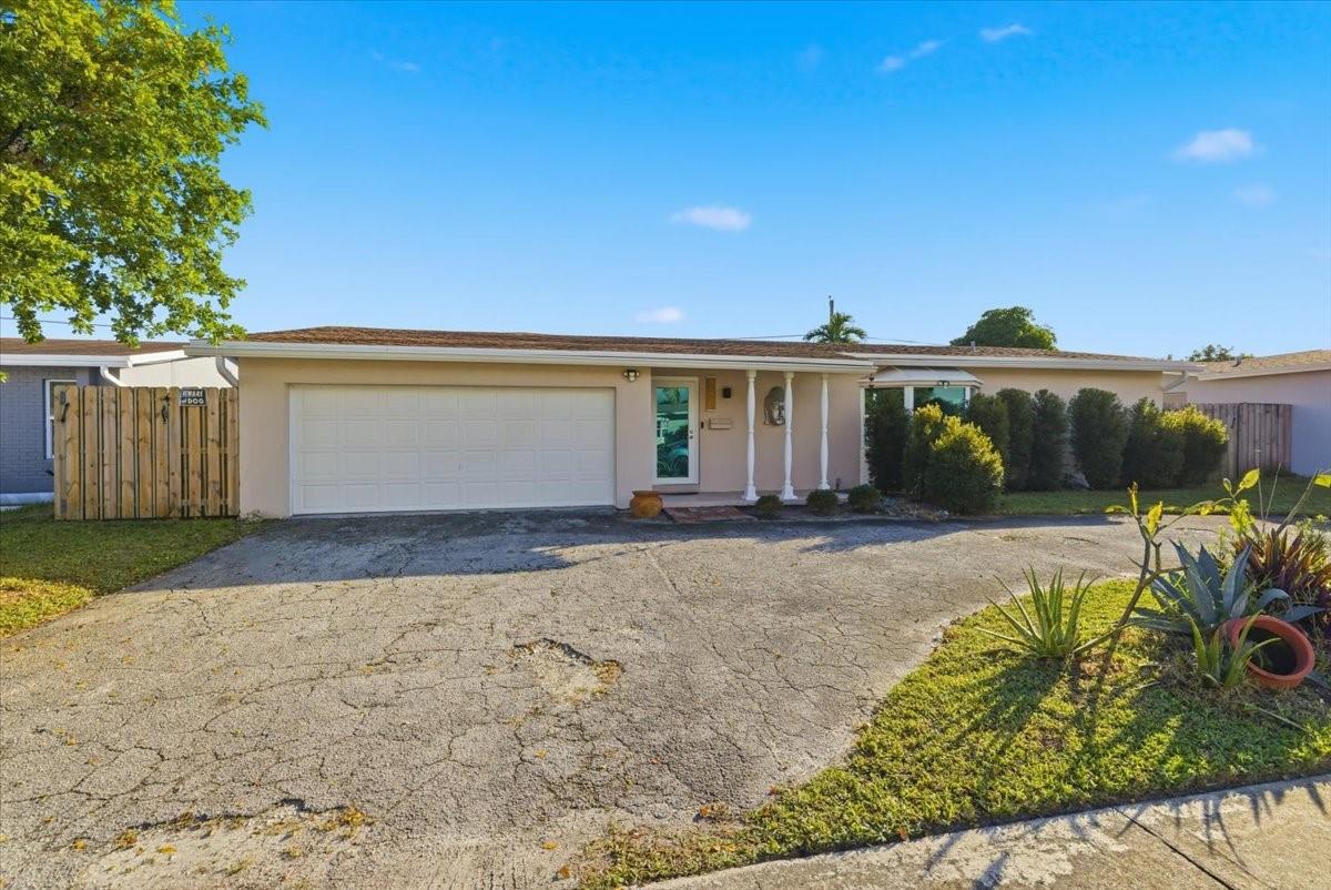 SUNRISE GOLF VILLAGE SEC - Residential