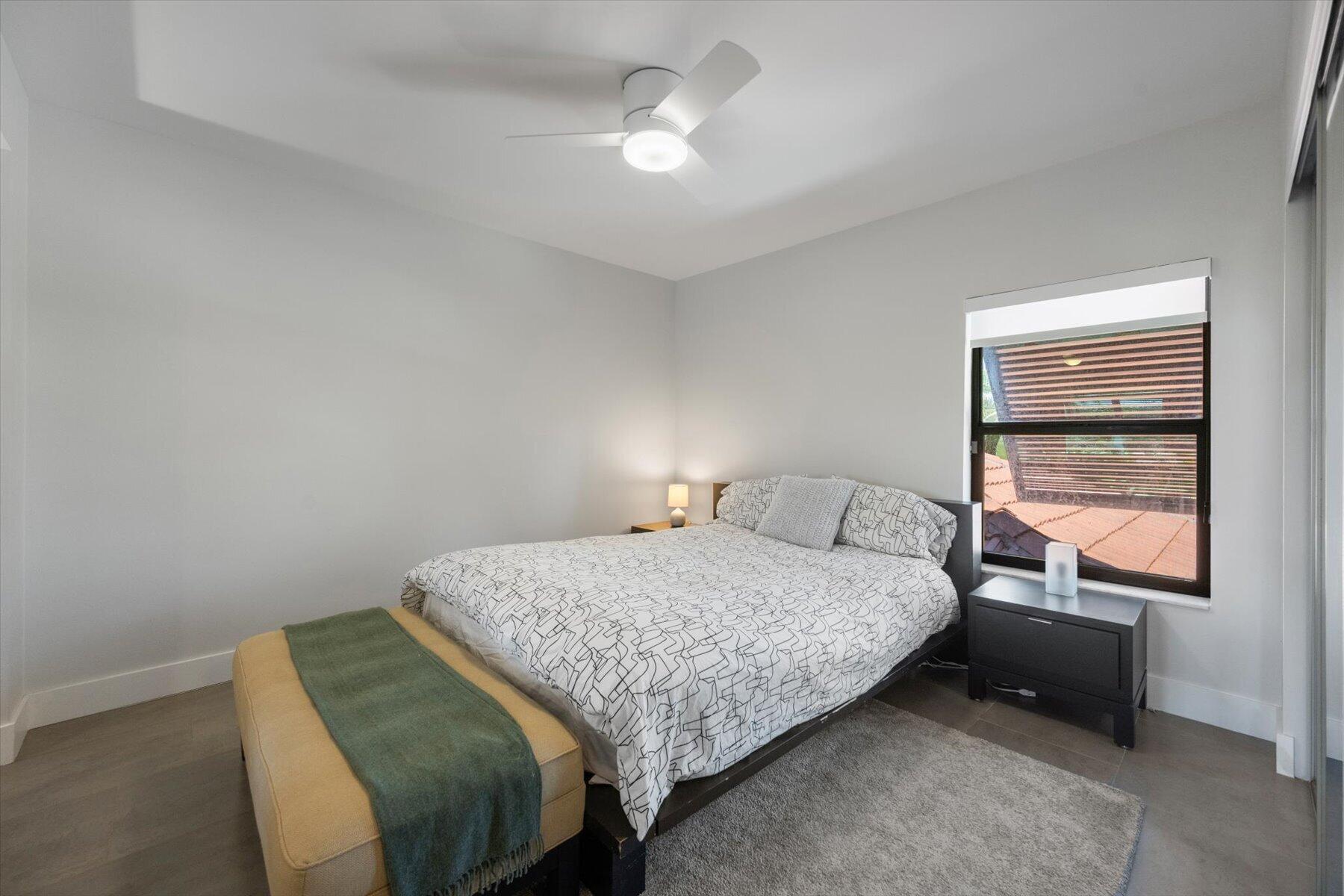 GREENVIEW SHORES 2 OF WELLINGTON - Residential