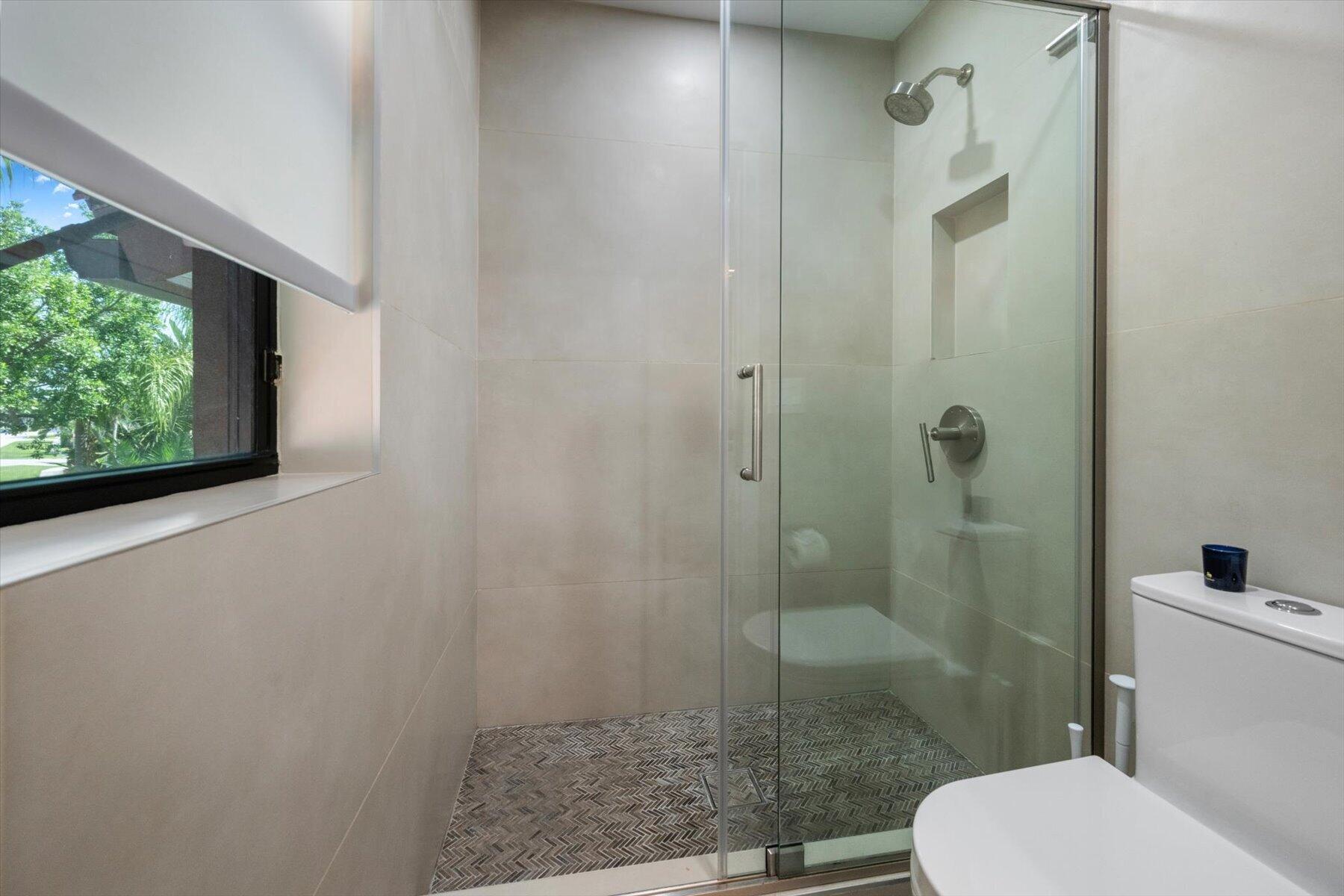 GREENVIEW SHORES 2 OF WELLINGTON - Residential