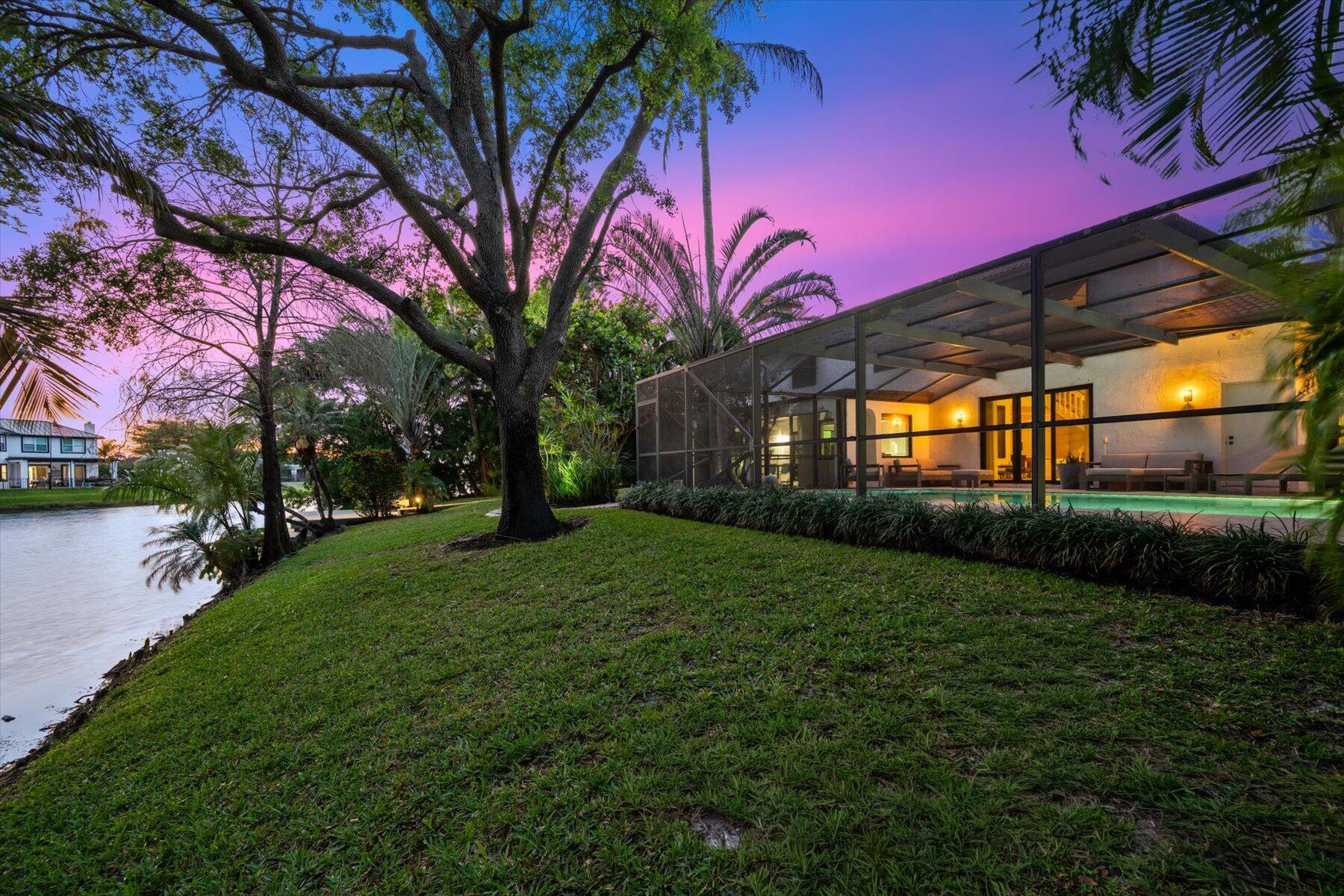 GREENVIEW SHORES 2 OF WELLINGTON - Residential