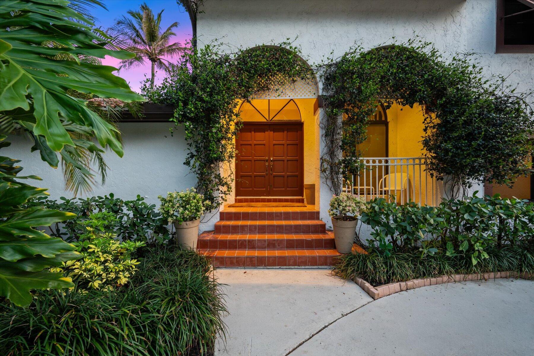 GREENVIEW SHORES 2 OF WELLINGTON - Residential