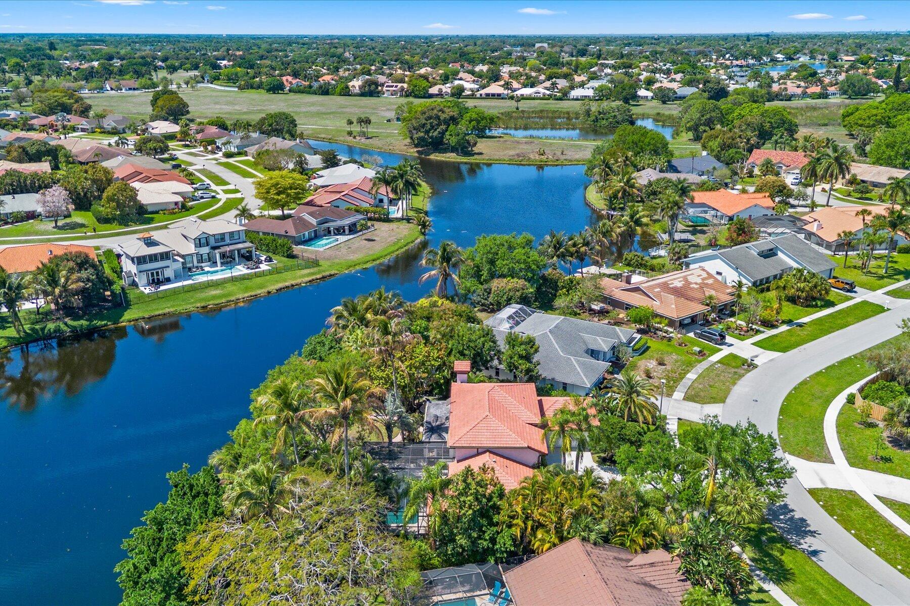 GREENVIEW SHORES 2 OF WELLINGTON - Residential