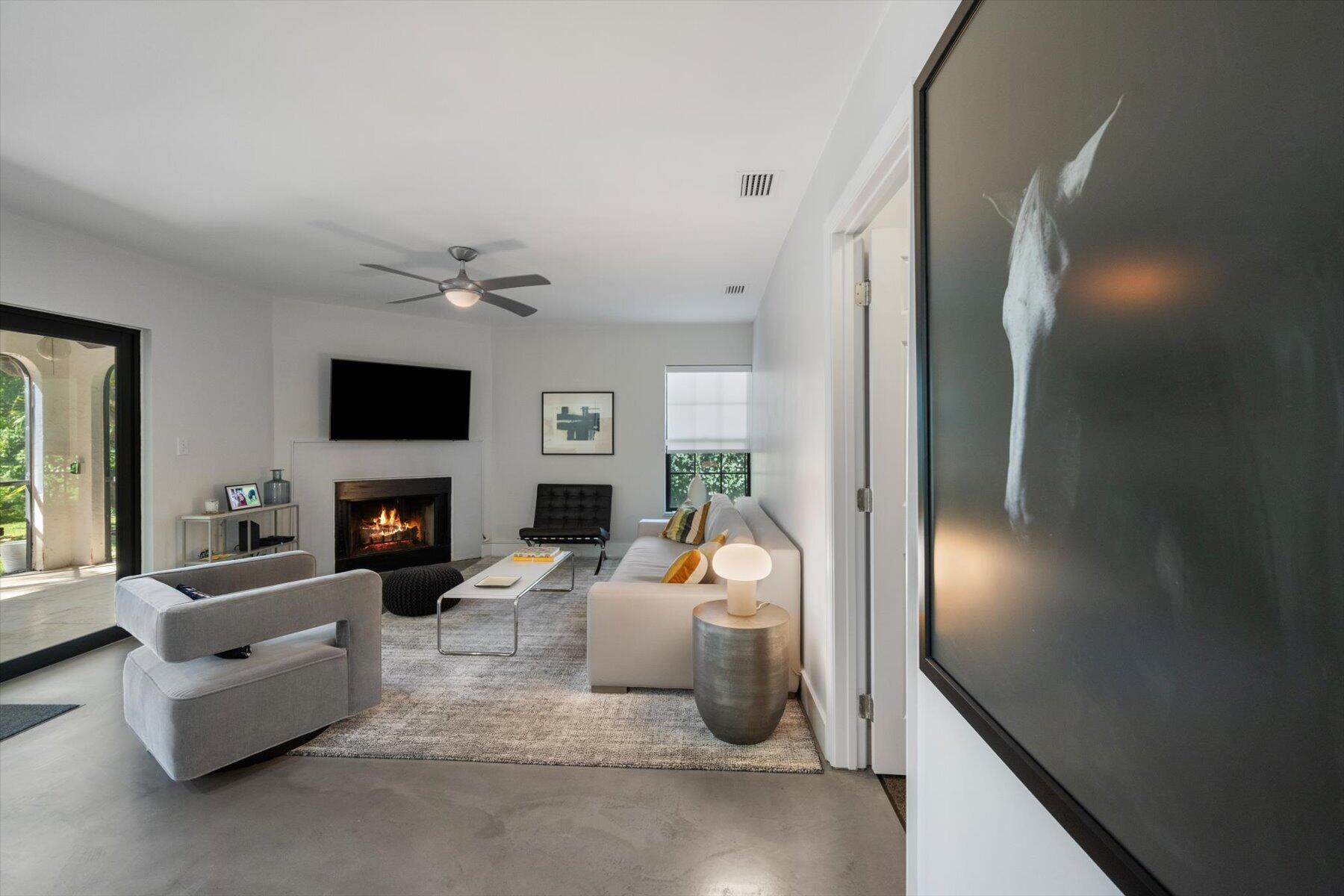 GREENVIEW SHORES 2 OF WELLINGTON - Residential