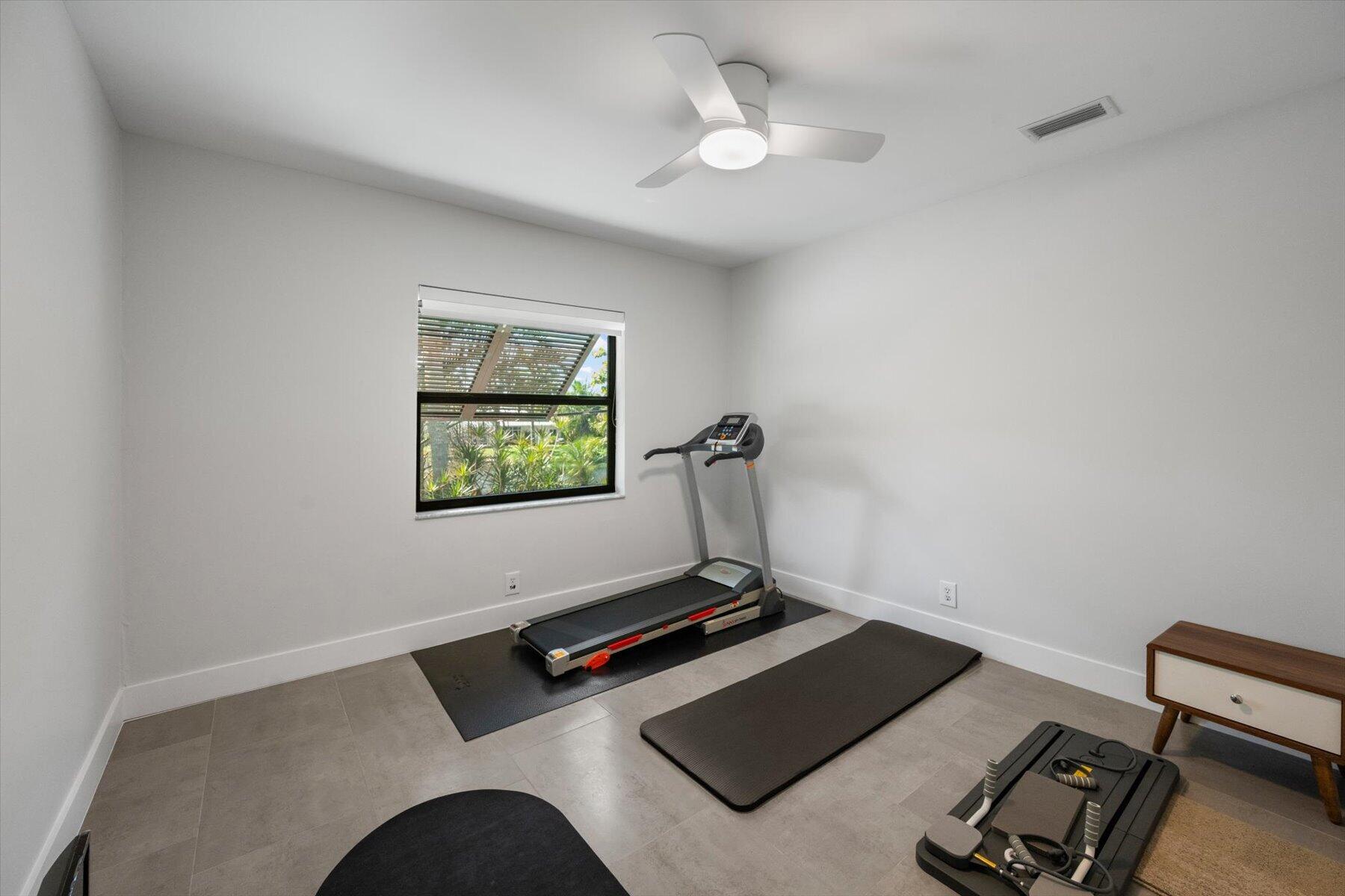 GREENVIEW SHORES 2 OF WELLINGTON - Residential