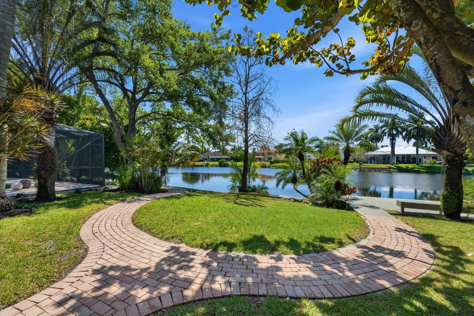 GREENVIEW SHORES 2 OF WELLINGTON - Residential