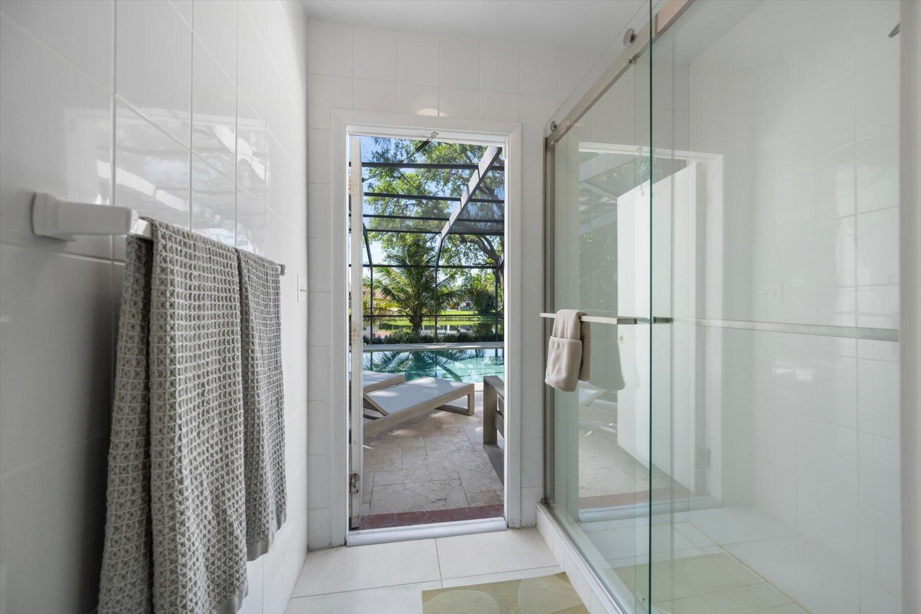 GREENVIEW SHORES 2 OF WELLINGTON - Residential