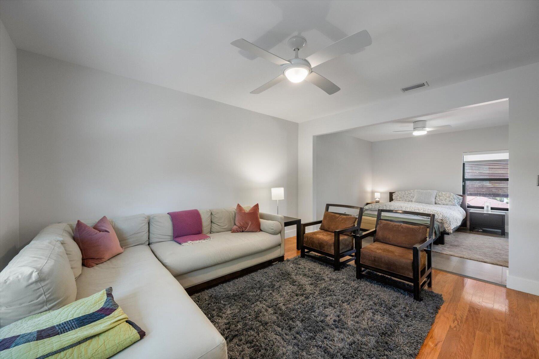 GREENVIEW SHORES 2 OF WELLINGTON - Residential