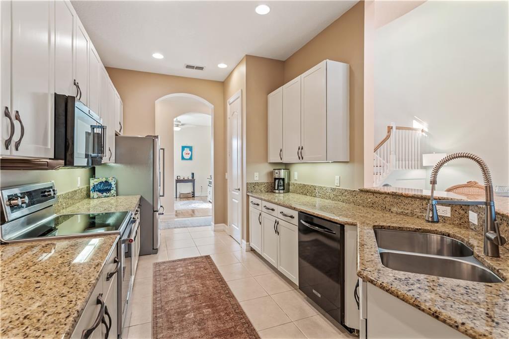 BRIDGEPOINTE SUBDIVISION - Residential