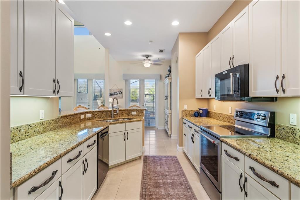 BRIDGEPOINTE SUBDIVISION - Residential