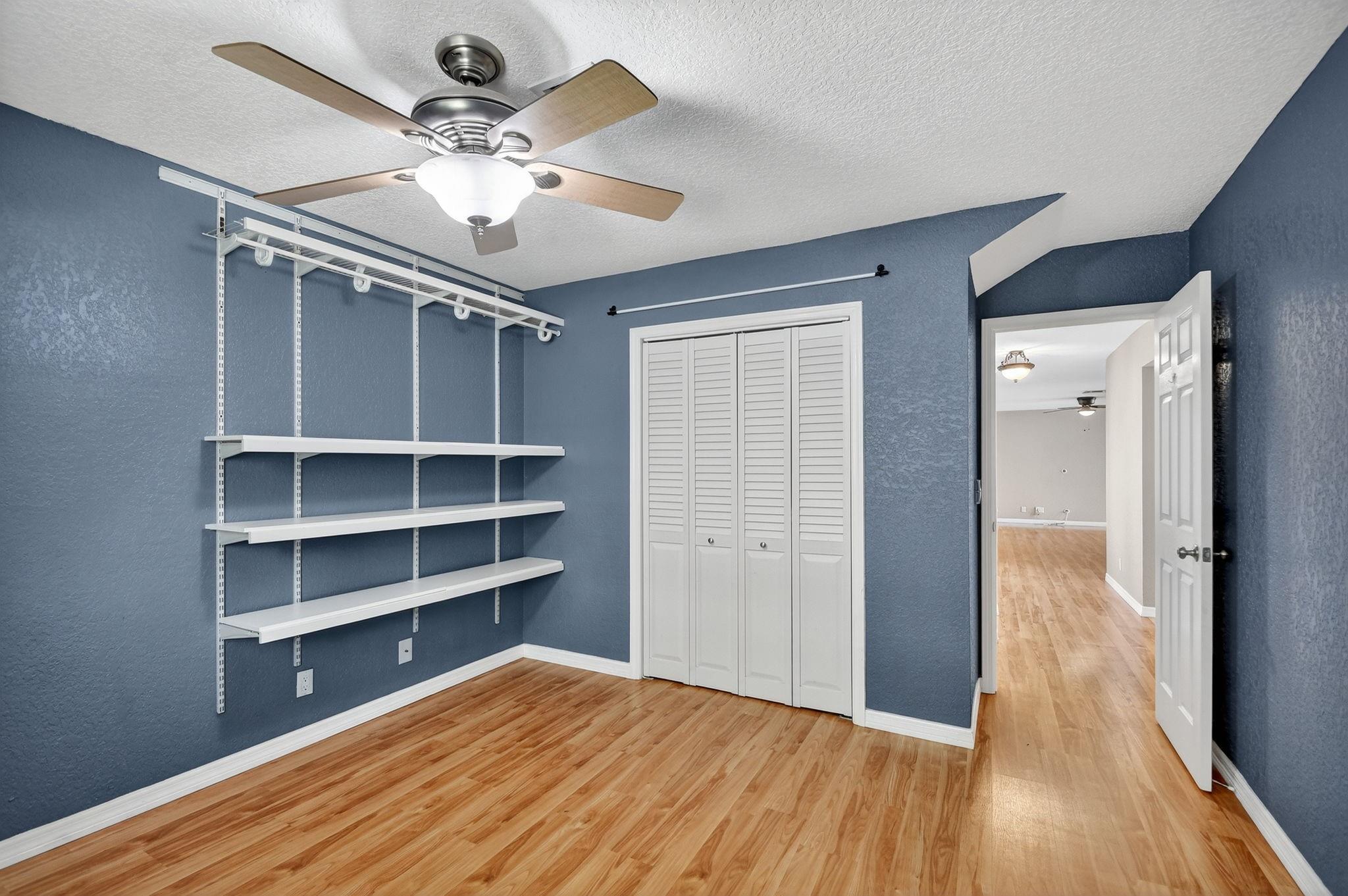 PALM BEACH NATL GOLF AND - Residential